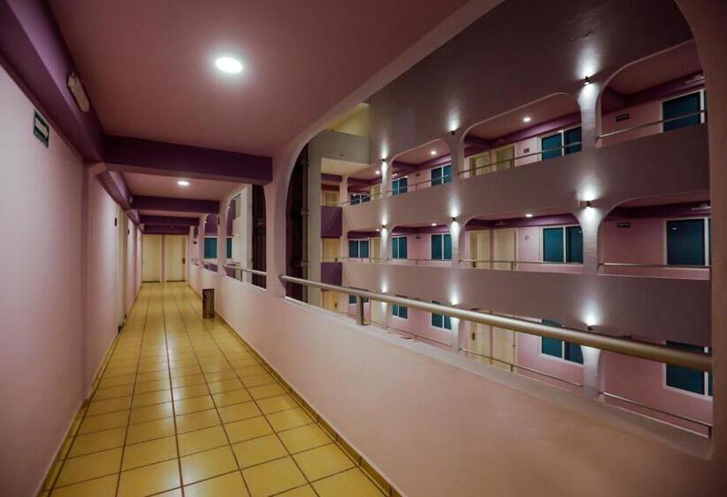 هتل Kavia Cancun