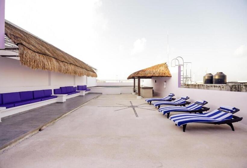 هتل Kavia Cancun