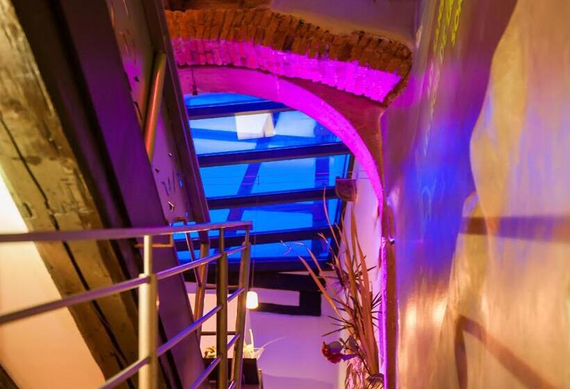هتل Le B. Suites, Chambres & Restaurant