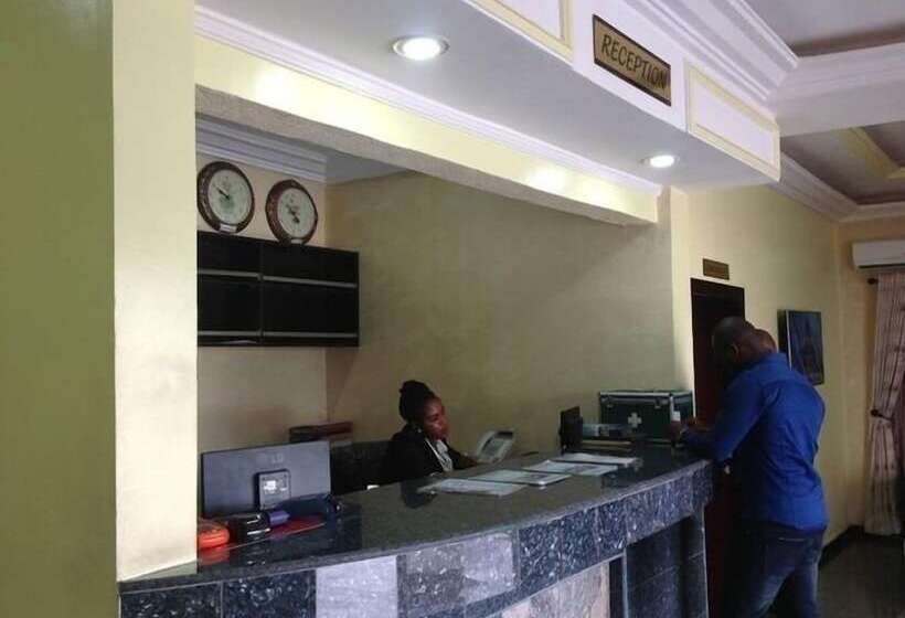 هتل Transtell Suites & Apartments