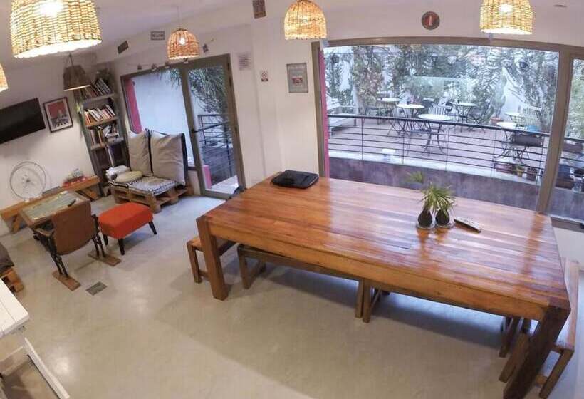 Malevo Murana Hostel