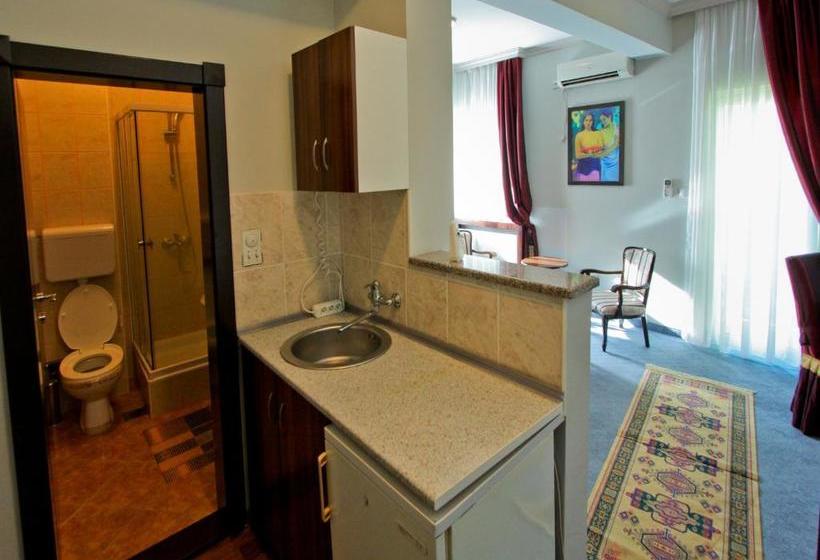 استراحتگاه Villa Modena