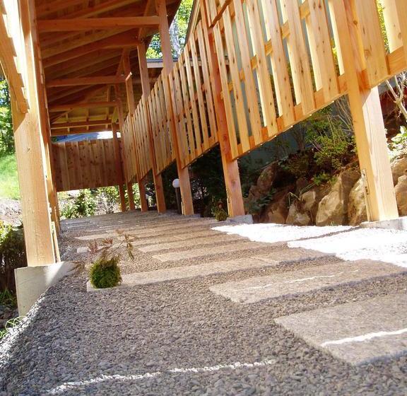 Ryokan Tsutsuji To Kaede