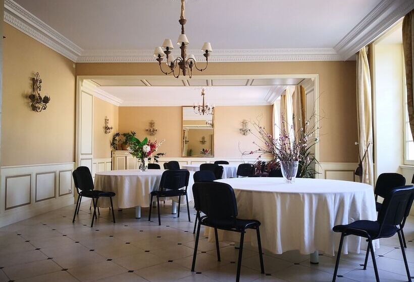 تختخواب و صبحانه Chateau Sénailhac