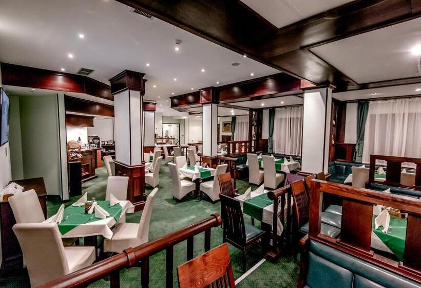 هتل Bellevue Ski & Relax   Half Board