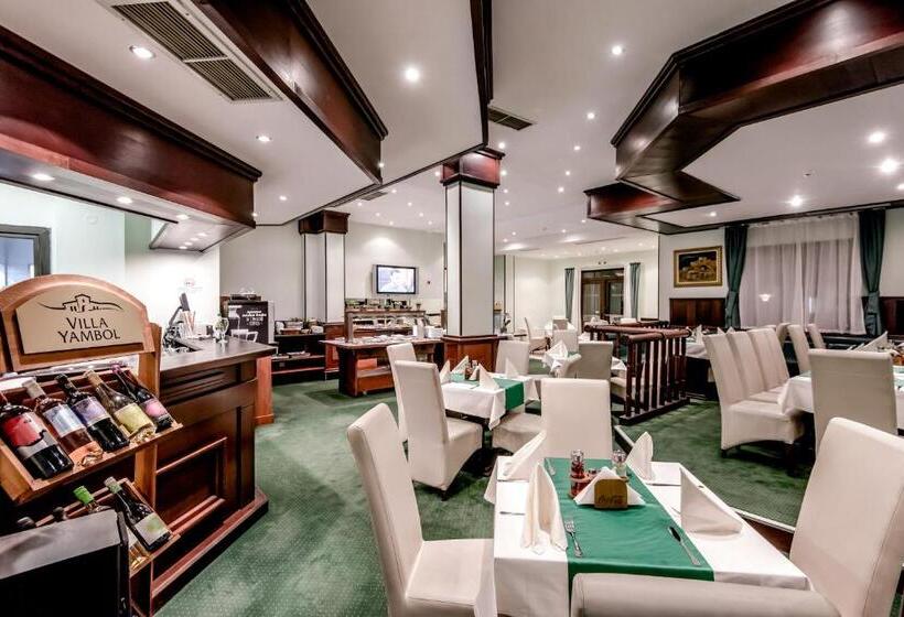 هتل Bellevue Ski & Relax   Half Board