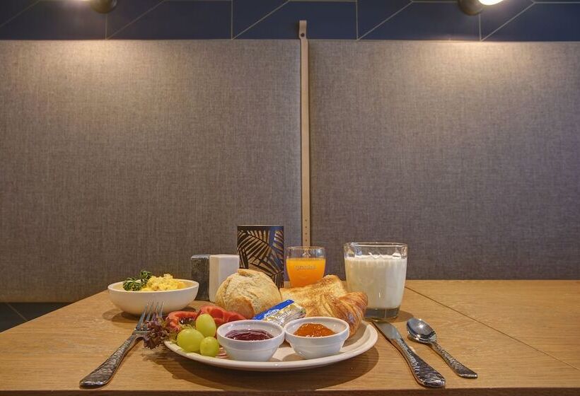 Boutique Hotel 125 Hamburg Airport By Ina
