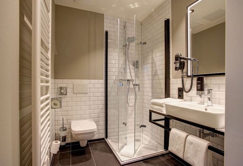 Boutique Hotel 125 Hamburg Airport By Ina