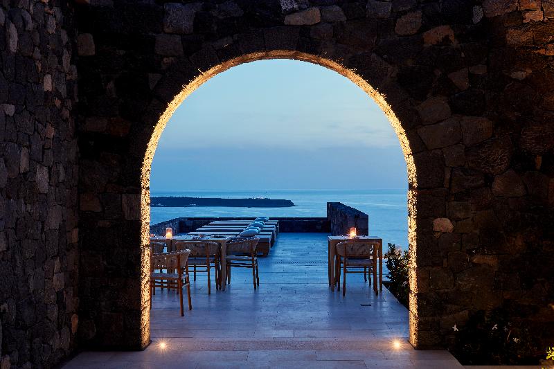 Canaves Epitome   Small Luxury Hotels Of The World