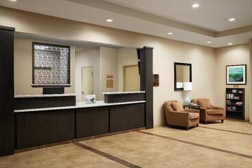 هتل Candlewood Suites Valdosta Mall, An Ihg