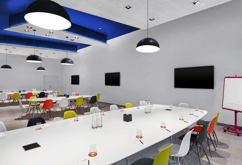 Fotos del hotel Canopy By Hilton Dubai Al Seef:  58