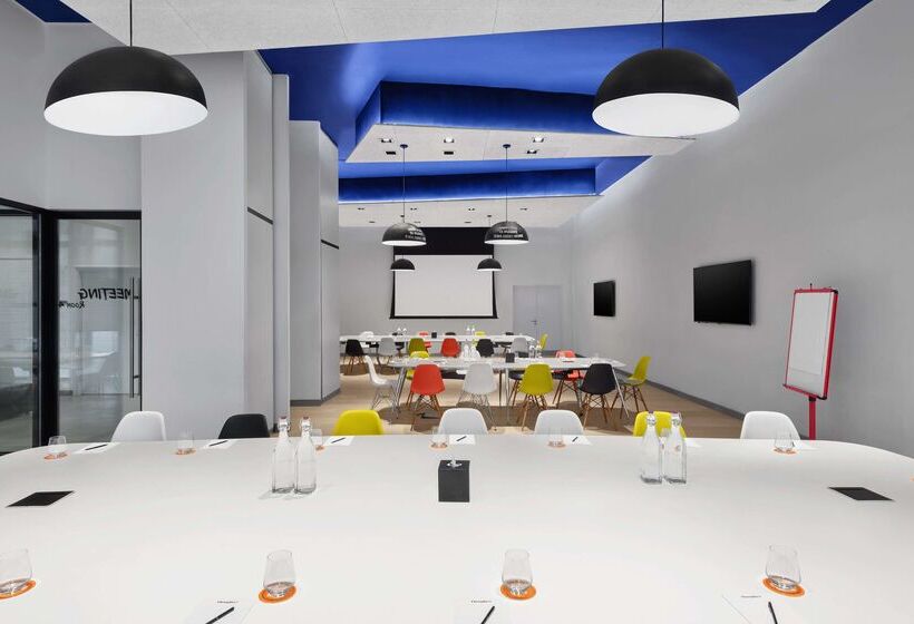 Fotos del hotel Canopy By Hilton Dubai Al Seef:  57