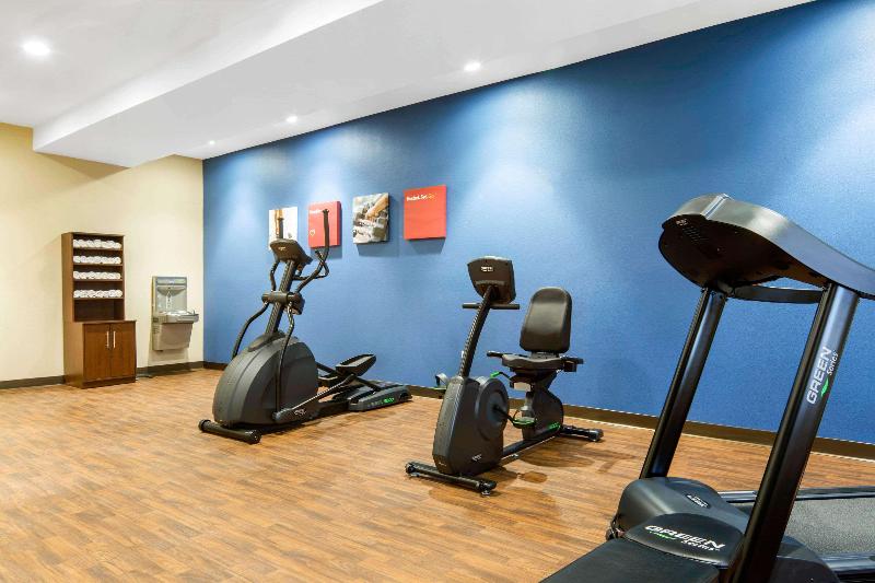 فندق Comfort Inn & Suites