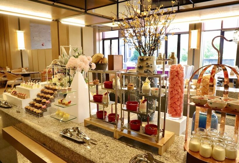 בית מלון כפרי Crowne Plaza Nanchang Wanli By Ihg