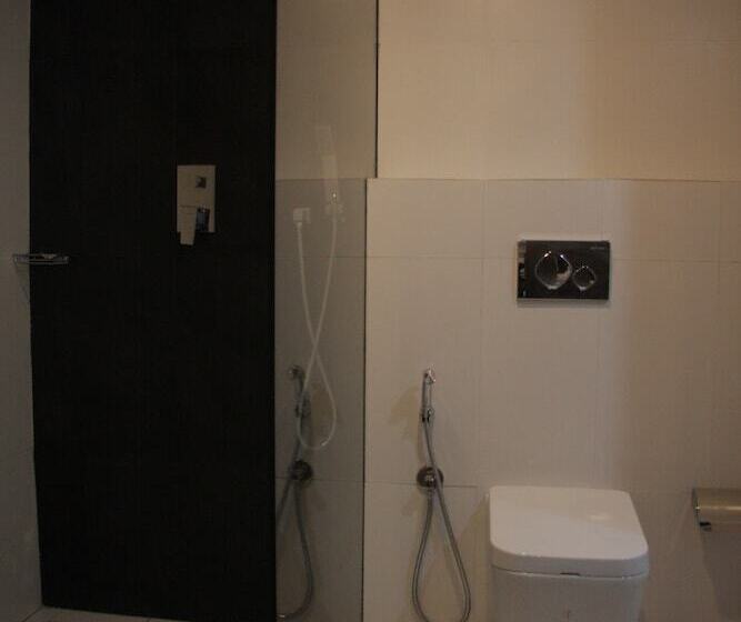 هتل Days Inn & Suites By Wyndham Bengaluru Whitefield