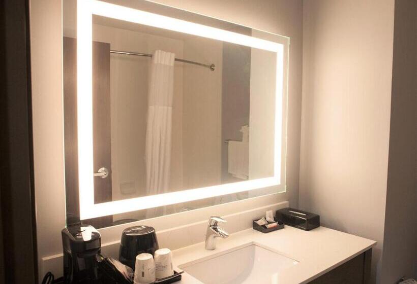 Fotos del hotel Days Inn & Suites By Wyndham Houston Nw Cypress:  39