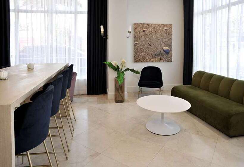 هتل Dello Ft Lauderdale Airport, Tapestry Collection By Hilton