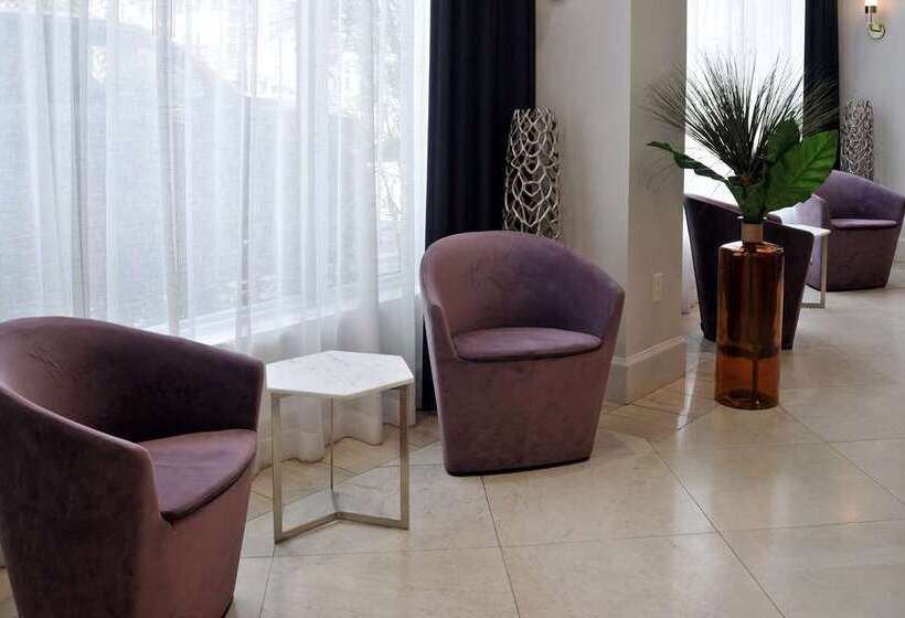 هتل Dello Ft Lauderdale Airport, Tapestry Collection By Hilton