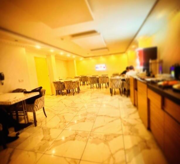 Fotos del hotel Deluxe Newport:  16