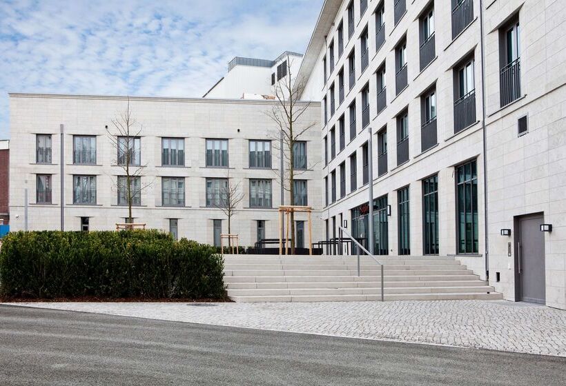Отель Hampton By Hilton Dortmund Phoenix See