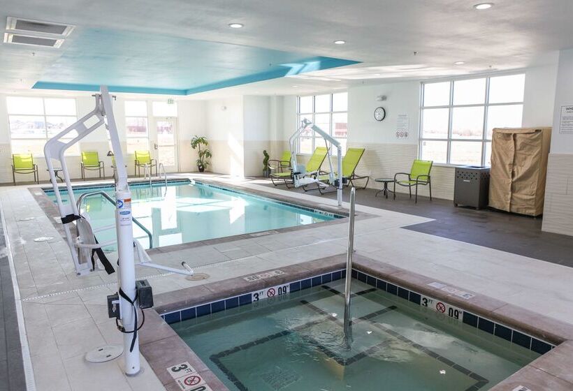 هتل Hampton Inn & Suites Lafayette Medical Center, Co
