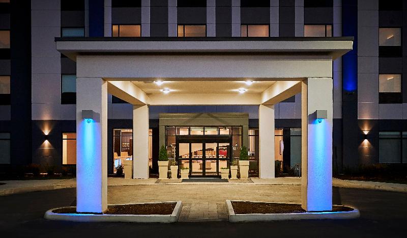 هتل Holiday Inn Express & Suites   Brantford, An Ihg