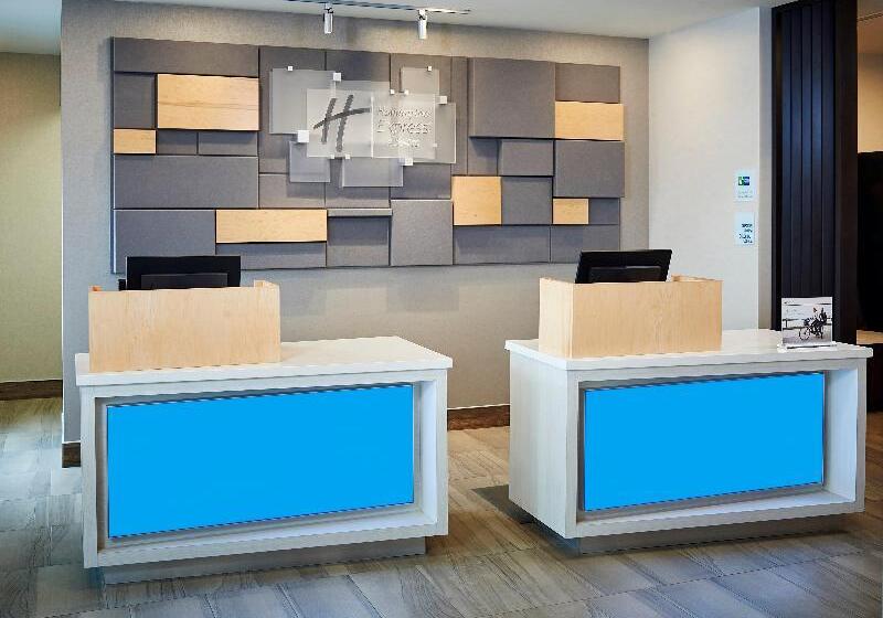 هتل Holiday Inn Express & Suites   Brantford, An Ihg