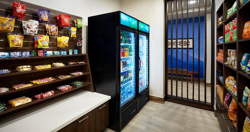 هتل Holiday Inn Express & Suites   Brantford, An Ihg