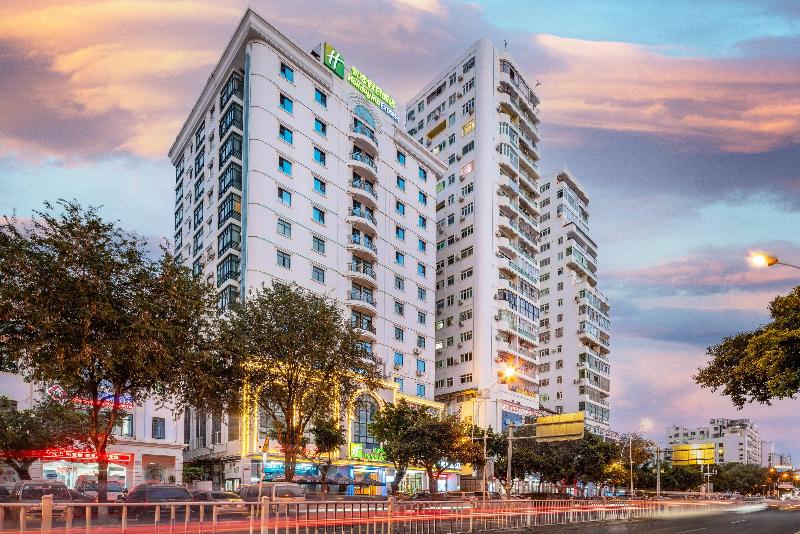 هتل Holiday Inn Express Sanya Bay By Ihg