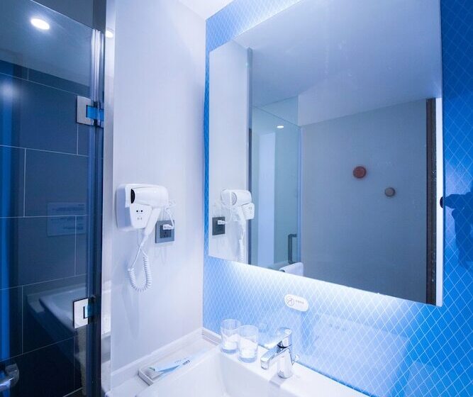 هتل Holiday Inn Express Sanya Bay By Ihg