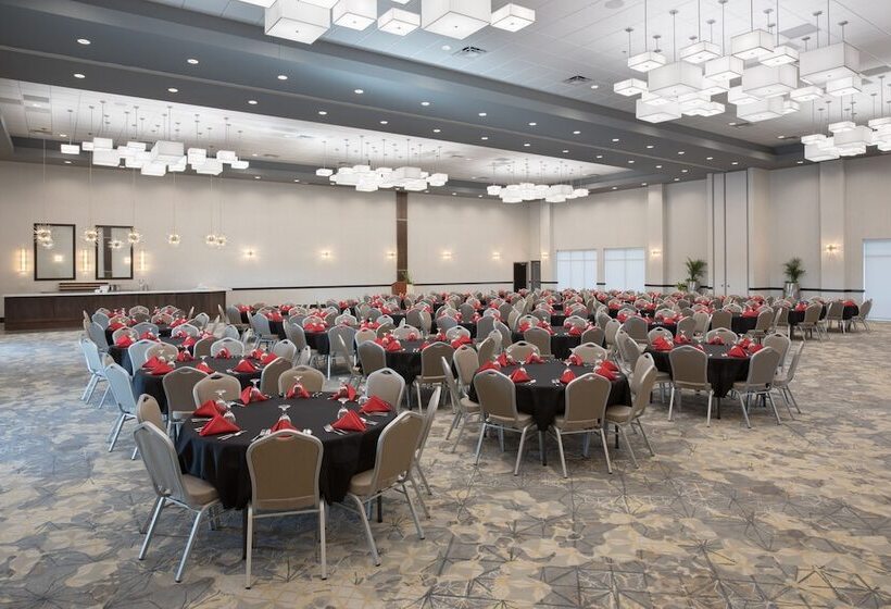 فندق Holiday Inn Express & Suites Sioux City North   Event Center, An Ihg
