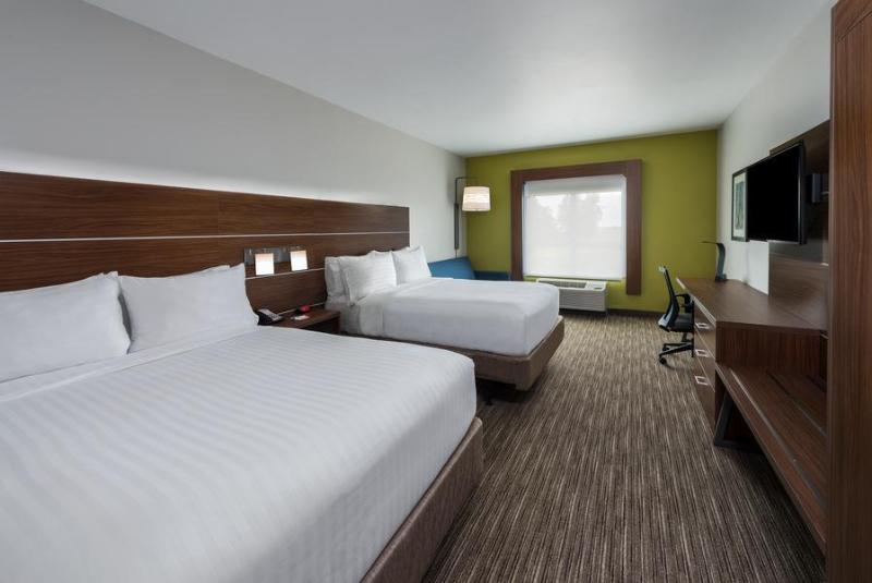 בית מלון כפרי Holiday Inn Express & Suites St. Louis   Chesterfield, An Ihg