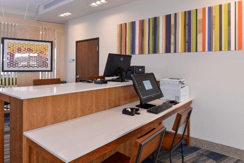 هتل Holiday Inn Express Melbourne West, An Ihg