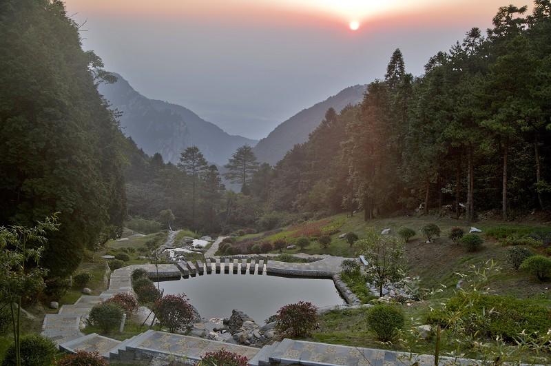 Отель Howard Johnson Huaihai Resort Lushan