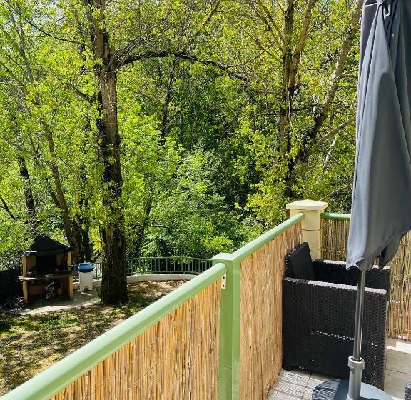 هتل Hôtel Le Moulin D'olt