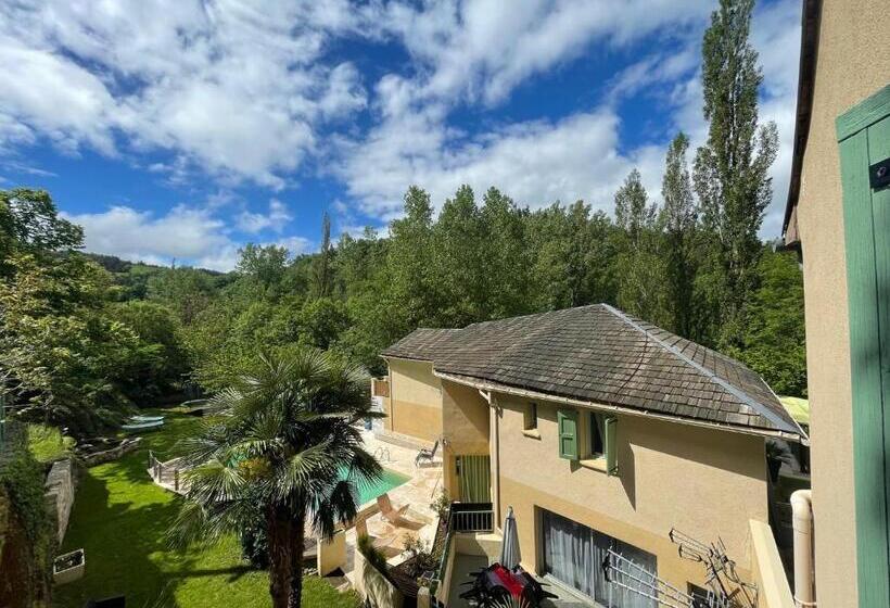 هتل Hôtel Le Moulin D'olt