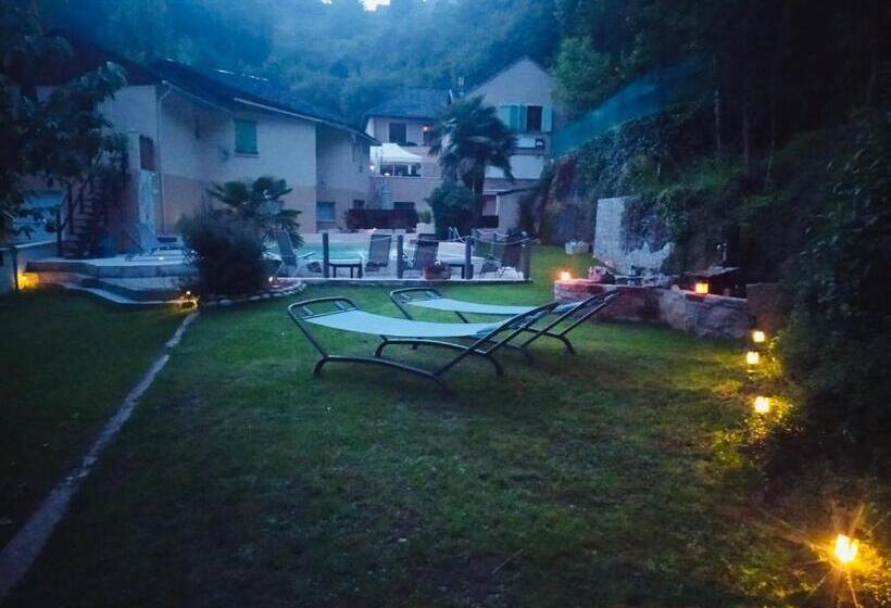 هتل Hôtel Le Moulin D'olt