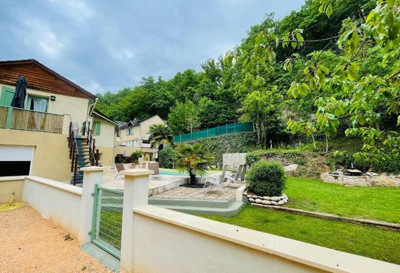 هتل Hôtel Le Moulin D'olt