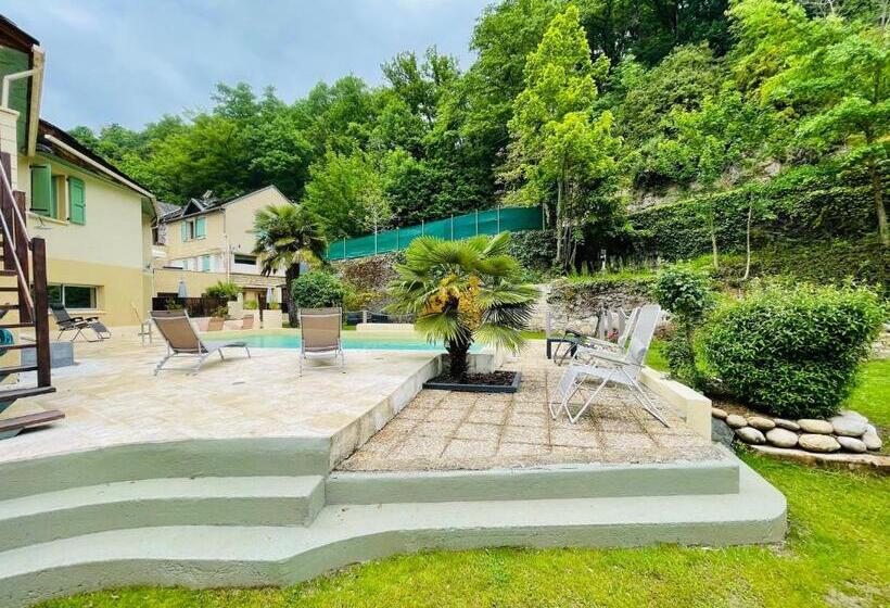 هتل Hôtel Le Moulin D'olt