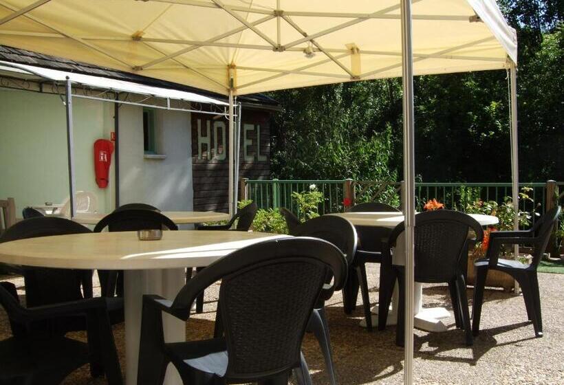 هتل Hôtel Le Moulin D'olt