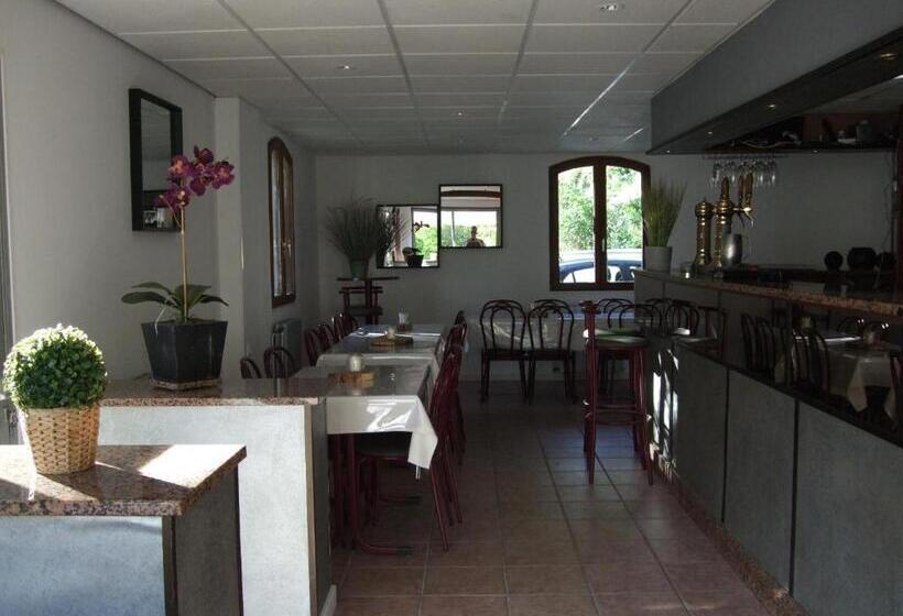 هتل Hôtel Le Moulin D'olt