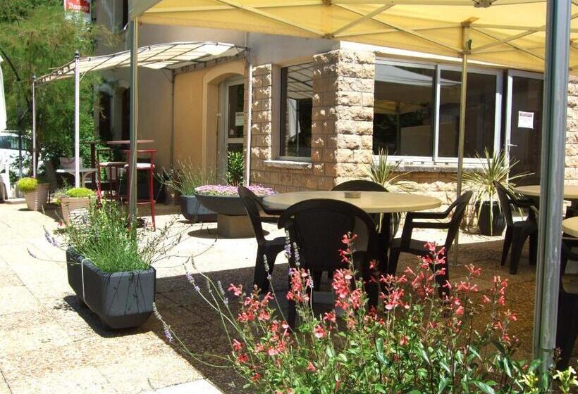 هتل Hôtel Le Moulin D'olt