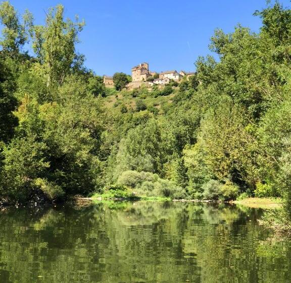 هتل Hôtel Le Moulin D'olt