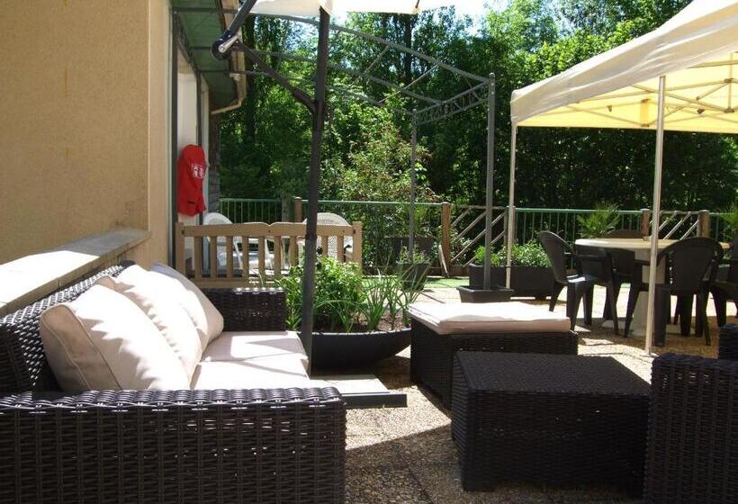 هتل Hôtel Le Moulin D'olt