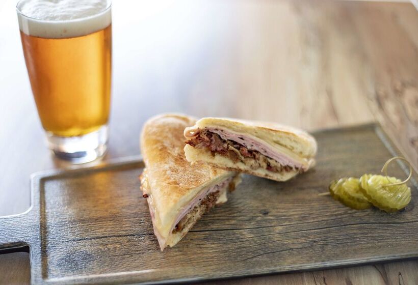 Fotos del hotel Hyatt House Across From Universal Orlando Resort:  83