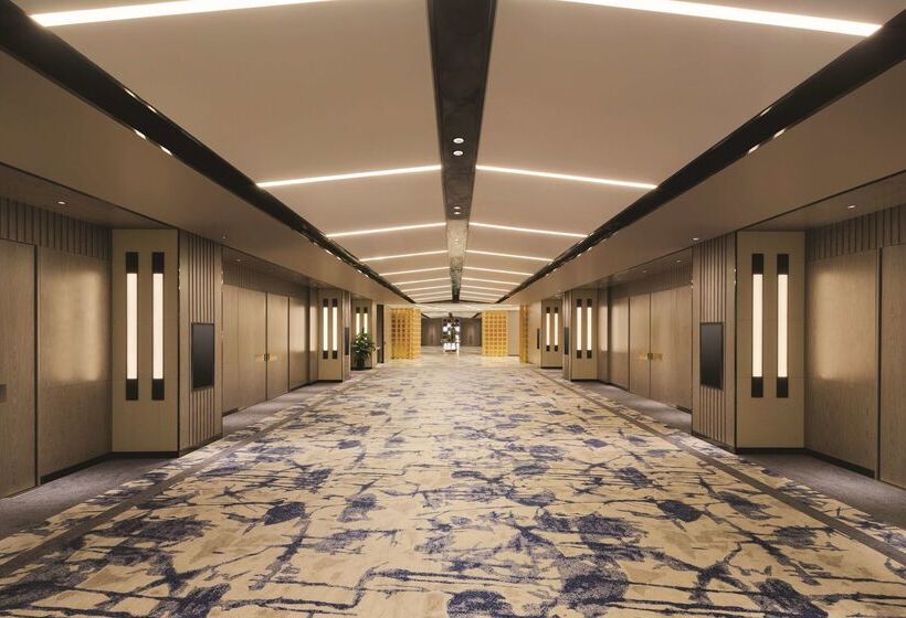 هتل Hyatt House Yinchuan Yuecaicheng