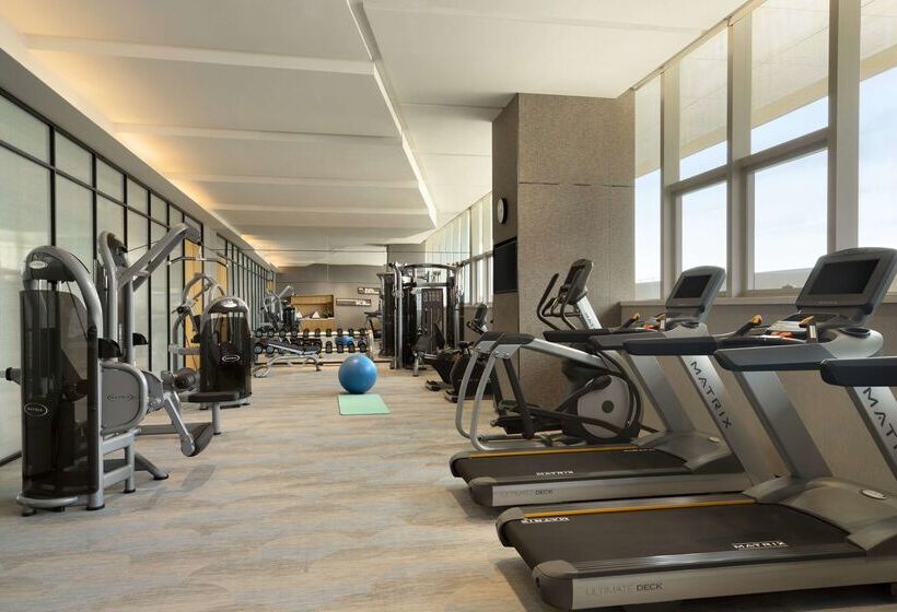 هتل Hyatt House Yinchuan Yuecaicheng