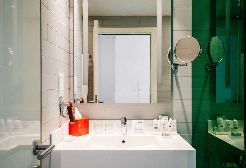 Fotos del hotel Park Inn By Radisson Dubai Motor City:  27