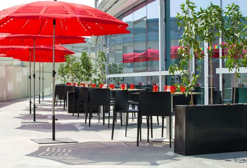 Fotos del hotel Park Inn By Radisson Dubai Motor City:  21