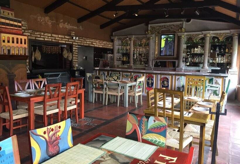 هتل Quinta La Huerta
